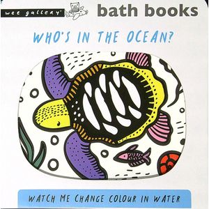 WHO'S IN THE OCEAN? - WATCH ME CHANGE COLOUR IN WATER - BATH