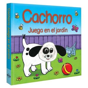 CACHORROS JUEGA EN EL JARDIN